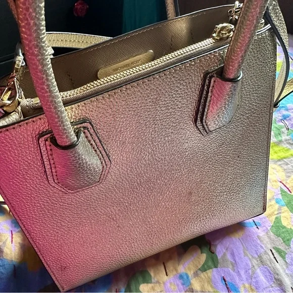 ⛅️[ Michael Kors ] Mercer Leather Crossbody Metallic Gold Bag - Picture 10 of 17